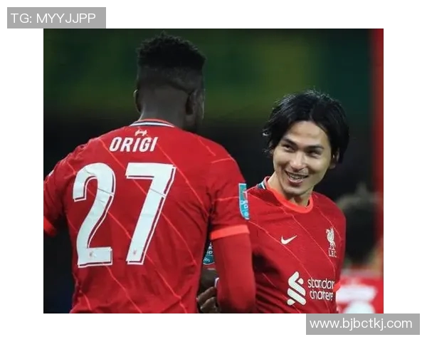 科隆与沙尔克激战正酣比分揭晓引发球迷热议