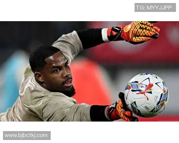 迈尼昂的崛起与挑战：从青涩门将到世界顶级守护者的成长之路