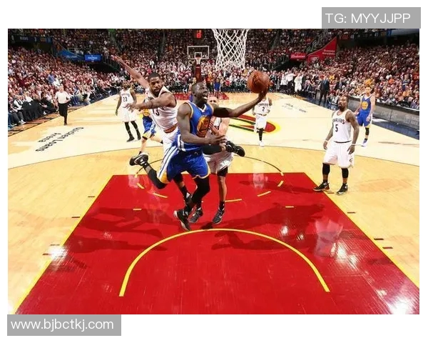 太阳与勇士的历史对战回顾与分析揭示两队的竞争历程与精彩瞬间 太阳与勇士的历史对战回顾与分析揭示两队的竞争历程与精彩瞬间