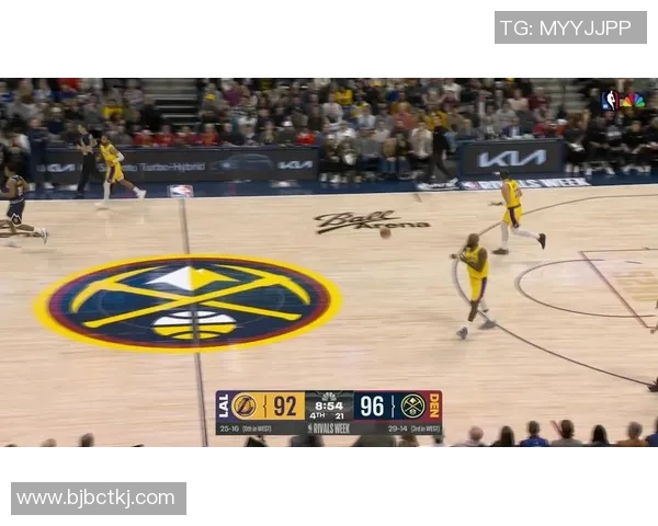 湖人对掘金今日比赛比分更新及精彩瞬间回顾